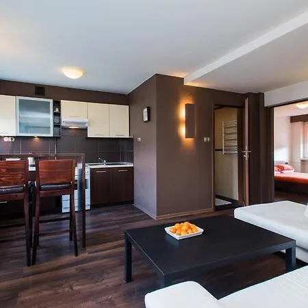 Modern 2bdr In Kazimierz With Aircon كراكوفيا